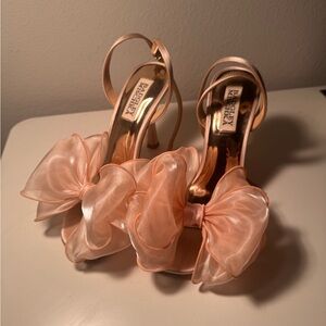 Badgley Mischka Women's Nessie Heeled Sandal Pink Bow Size 6
